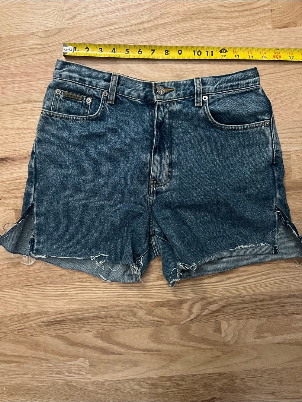 Vintage Calvin Klein cut off Jean shorts sz 10
